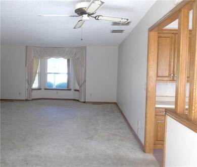6004 N Vermont Ave, Oklahoma City, OK 73112 - photo 3