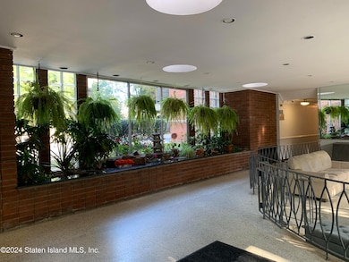 Imperial Towers unit 2J, Staten Island, NY 10304 - photo 3