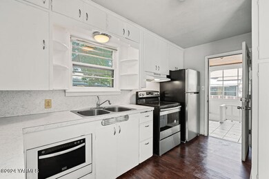 202N25thAve-13