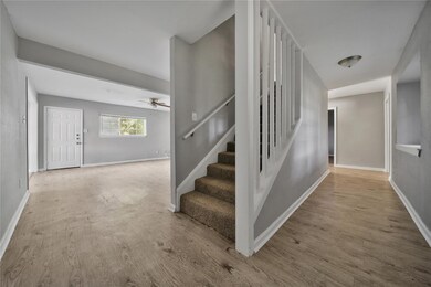 10071 Woodhollow Dr, Conroe, TX 77385 - photo 3