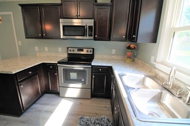 105 Arthur Ct, Jacksonville, NC 28546 - photo 7