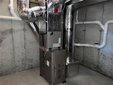 81 Randall St, Cranston, RI 02920 - photo 4