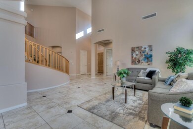 005 Formal Living