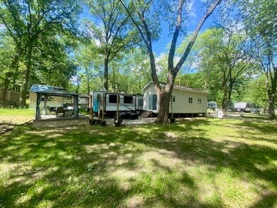 2/141&142 Woodhaven Dr, Sublette, IL 61367 - photo 2