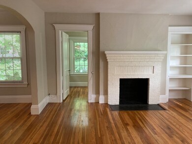 19 Beaconsfield Rd unit 2, Brookline, MA 02445 - photo 2