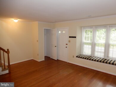 2528 Fairfax Dr unit B, Arlington, VA 22201 - photo 3
