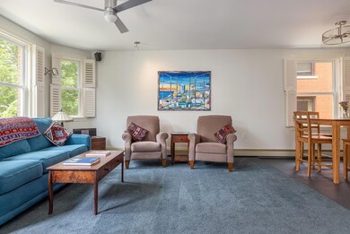 215 Vaughan St.#2_W5_002