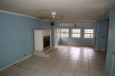 216 Sam Smith Cir, Crawfordville, FL 32327 - photo 5