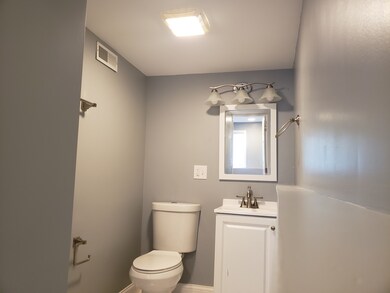 3553 Marseilles Ln, Hazel Crest, IL 60429 - photo 3