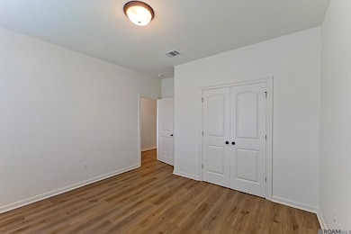 100 Teddy Ln, Lafayette, LA 70507 - photo 2