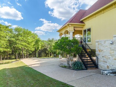 10056 Bluffview Ct, Whitney, TX 76692 - photo 4