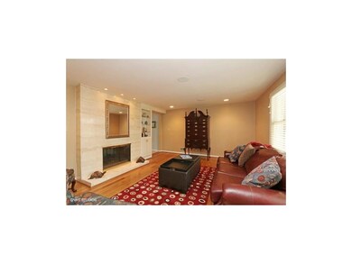 Living Room with fireplace