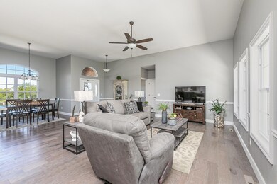 2000 Mesa Dr, Bolivar, MO 65613 - photo 6