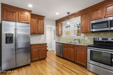 261 Pemberwick Rd, Greenwich, CT 06831 - photo 2