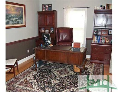 Studio/Study/Office. Study up in your own private 