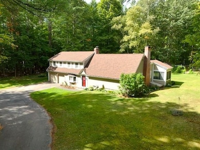 35 Spruce St, Newport, VT 05855 - photo 2