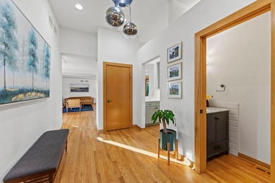 134 N Caroline Ave, Elmhurst, IL 60126 - photo 5