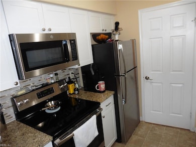 1537 Penrose Arch, Virginia Beach, VA 23453 - photo 2