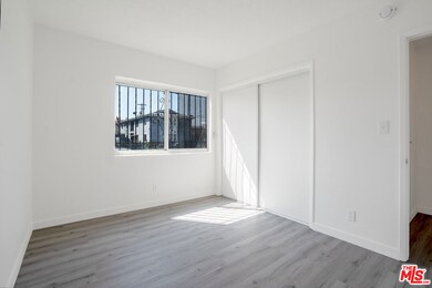 241 W 84th St unit 2, Los Angeles, CA 90003 - photo 3