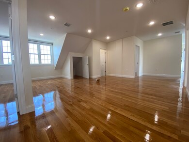 69 Appleton St unit 3, Quincy, MA 02171 - photo 2