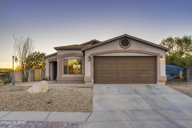 8134 S Teaberry Ave, Tucson, AZ 85747 - photo 2
