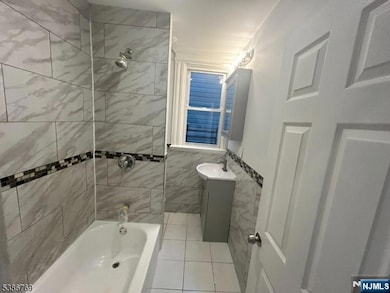 182 Seymour Ave, Newark, NJ 07108 - photo 3