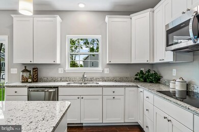7818 Shelbourne Dr, Carvel Beach, MD 21226 - photo 5
