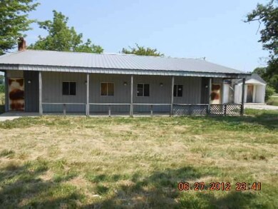 7611 S Dixie Hwy, Cygnet, OH 43413 - photo 4