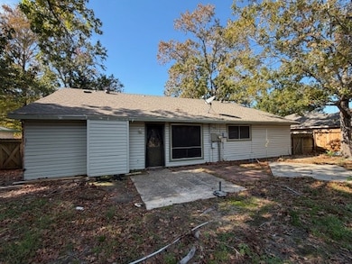 19722 Bellaw Woods Dr, Humble, TX 77338 - photo 2