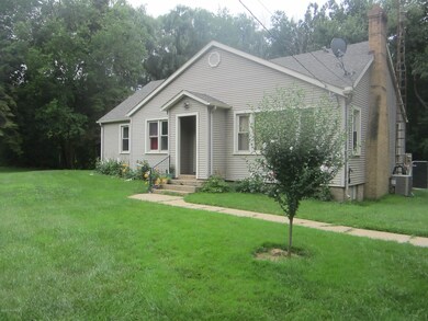 5140 Fikes front pic2