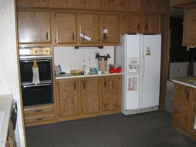 KITCHEN-PARTIAL