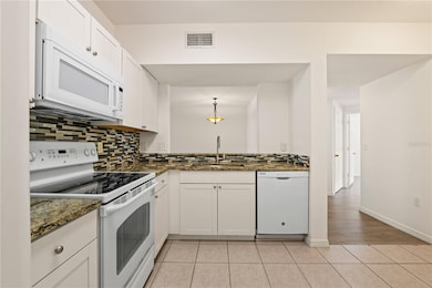 6434 Cypressdale Dr unit 102, Riverview, FL 33578 - photo 4