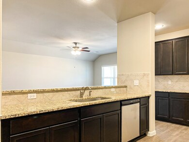 27218 Grey Fox Run, Magnolia, TX 77354 - photo 7