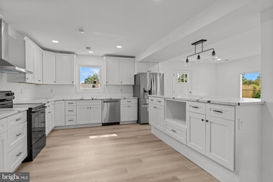 35 Thimbleberry Ln, Levittown, PA 19054 - photo 7