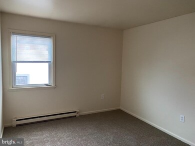 219 W 5th St, Lansdale, PA 19446 - photo 5