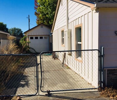 Single Car Garage