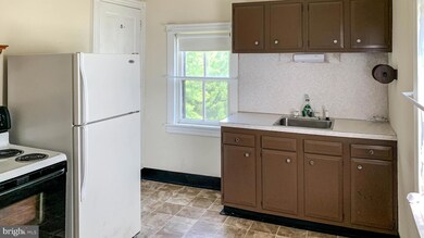 11 Maple St unit 2, Mohnton, PA 19540 - photo 5