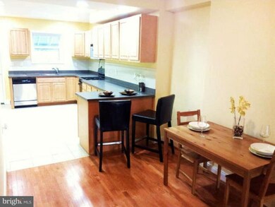 208 S Robinson St, Baltimore, MD 21224 - photo 3