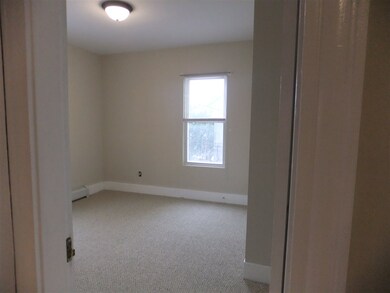 528 Howe St unit 1, Manchester, NH 03103 - photo 6