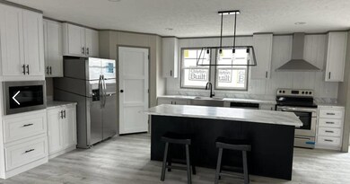 Giles King Air kitchen