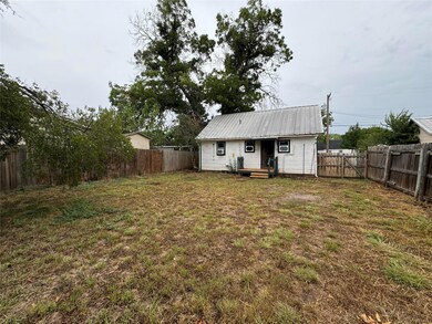 317 Edna St, Weatherford, TX 76086 - photo 7