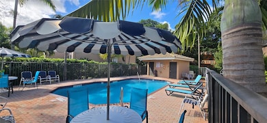8314 Lagos de Campo Blvd, Tamarac, FL 33321 - photo 2