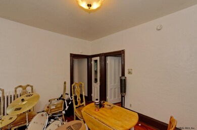 526 Hamilton St, Albany, NY 12203 - photo 7