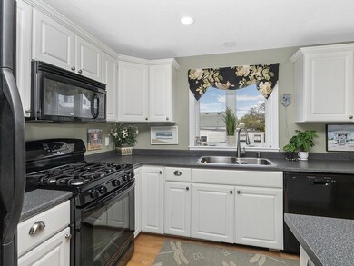 438 N End Blvd unit 2, Salisbury, MA 01952 - photo 3