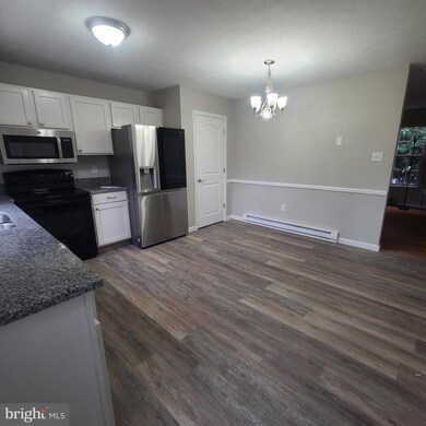 307 Nottoway Dr, Stephens City, VA 22655 - photo 5