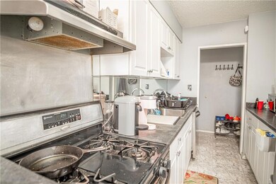 Trump Village unit 19G, Brooklyn, NY 11224 - photo 6