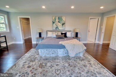 1241 Taylor Dr, Langhorne, PA 19047 - photo 5