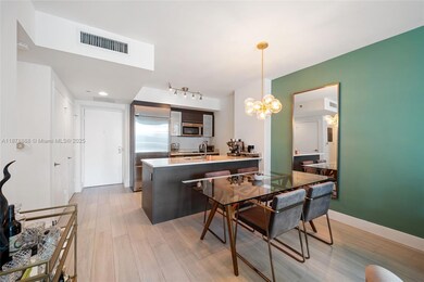 55 SE 6th St unit 1908, Miami, FL 33131 - photo 3