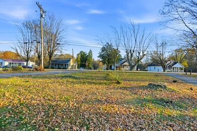 1356 Main St, Greenbrier, TN 37073 - photo 3