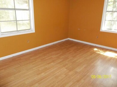 7 Chickasaw St, Laurel, MS 39440 - photo 4